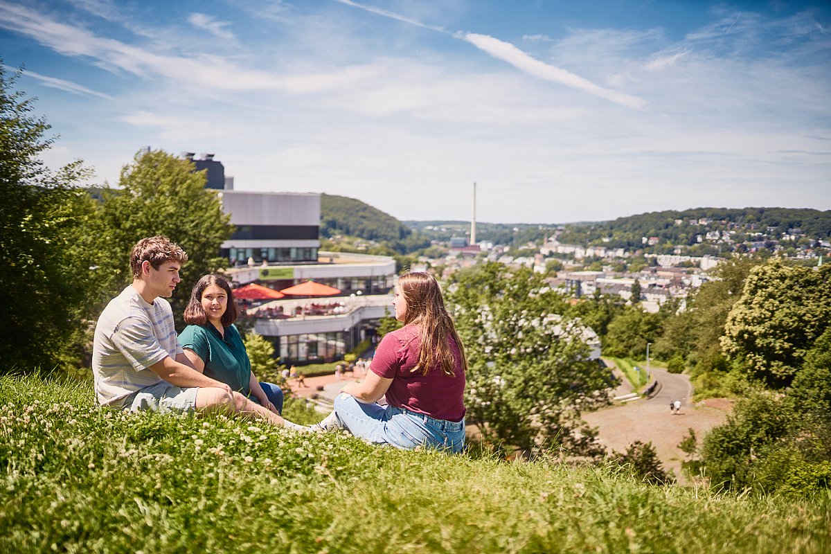 Bergische Universität tritt dem globalen Netzwerk „Nature Positive Universities“ bei