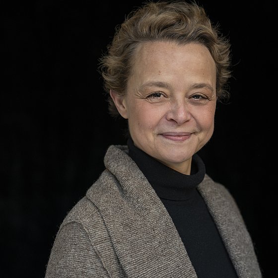 Frau Dr. Nielsen, Cathrin