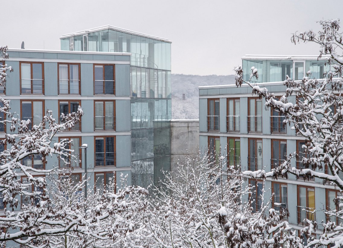 Ein Bild vom Campus Grifflenberg im Winter