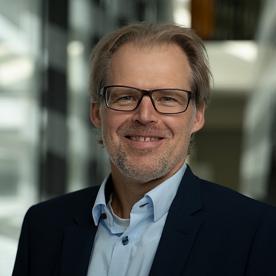 Herr Univ.-Prof. Dr.-Ing. habil. Janoske, Uwe